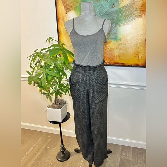 Haci High Rise Waisted Wide-Leg fluttered trousers  size medium - Picture 1 of 7